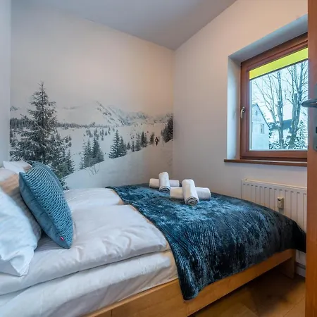 Why Not Bogówka 12a/2 Obok Skoczni *